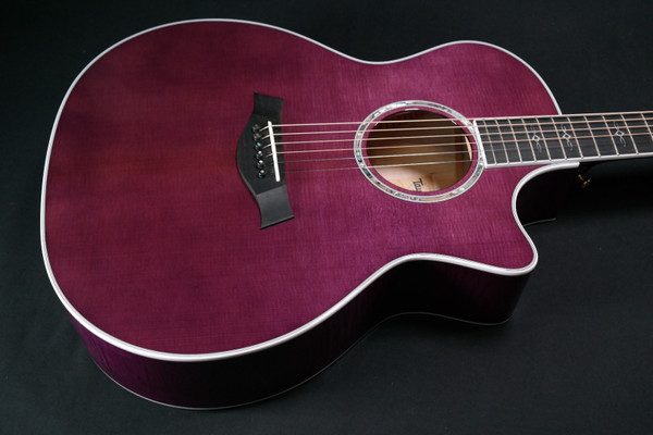 Taylor Special Edition 614ce - Super Limited - Trans Purple PRE ORDER 036