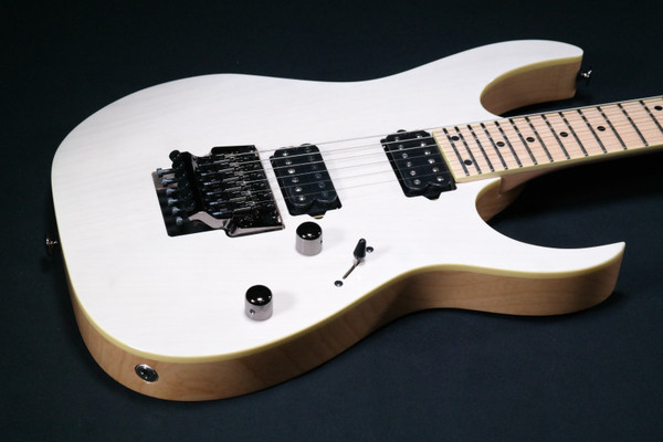 Ibanez RG652AHMAWD RG Prestige 6str Electric Guitar w/Case - Antique White Blonde 208