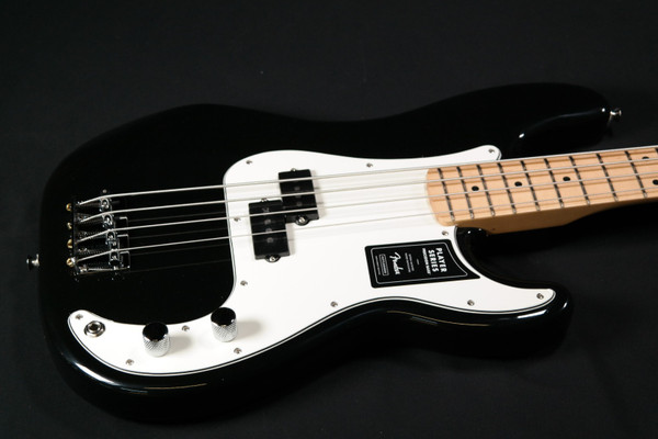 Fender Player Precision Bass - Maple Fingerboard - Black 655