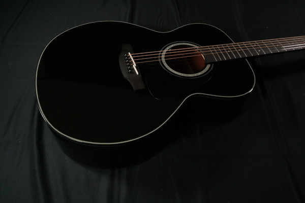 Takamine GN30-BLK Nex Acoustic - Black Spruce Top with Mahogany Back and Sides 297