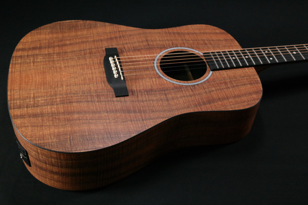 Martin Guitar X Series D-X1E Acoustic-Electric Guitar with Gig Bag, KOA Pattern High-Pressure Laminate, D-14 Fret, Performing Artist Neck Shape 258
