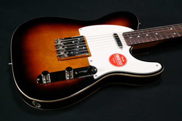 Squier Classic Vibe '60s Custom Telecaster - Laurel Fingerboard - 3-Color Sunburst 135