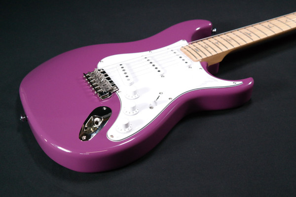 PRS Paul Reed Smith SE Silver Sky Maple Guitar, Maple Fretboard, Summit Purple 778