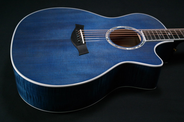 Taylor Special Edition 614ce - Super Limited - Pacific Blue 041