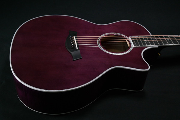 Taylor Special Edition 614ce - Super Limited - Trans Purple 060