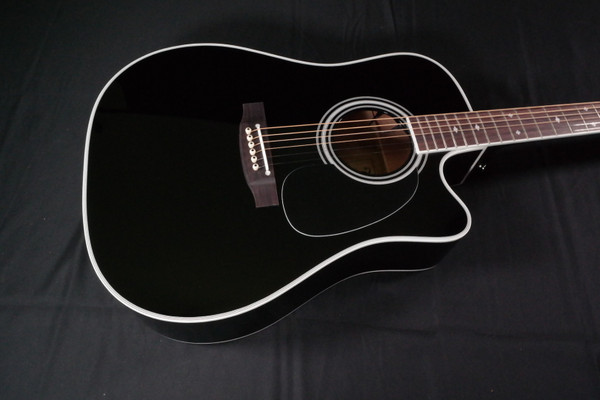 Takamine EF341SC Acoustic/Electric Guitar 300
