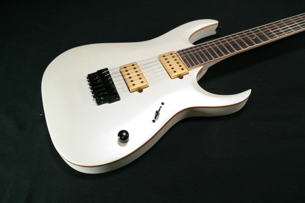 Ibanez JBM10FXPWM Jake Bowen Signature 6str Electric Guitar - Pearl White Matte 323