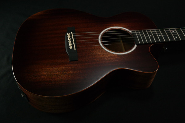 Martin 000CJr-10E StreetMaster Acoustic-Electric 222