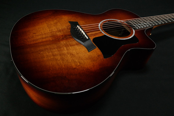 Taylor 222ce-K DLX Grand Concert Acoustic-electric Guitar - Shaded Edge Burst 413
