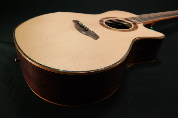 Furch Red Deluxe Gc-SR SPA Grand Aud. Cutaway- Bevel Duo (Spruce/RW) w/SPA Hard case 380
