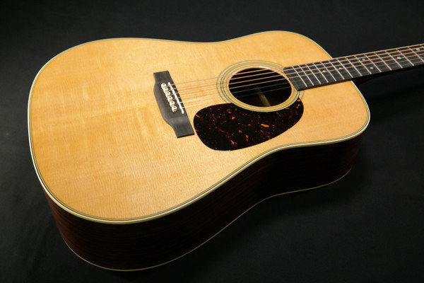 Martin 2017 D-28 Dreadnought Acoustic Guitar Natural 587