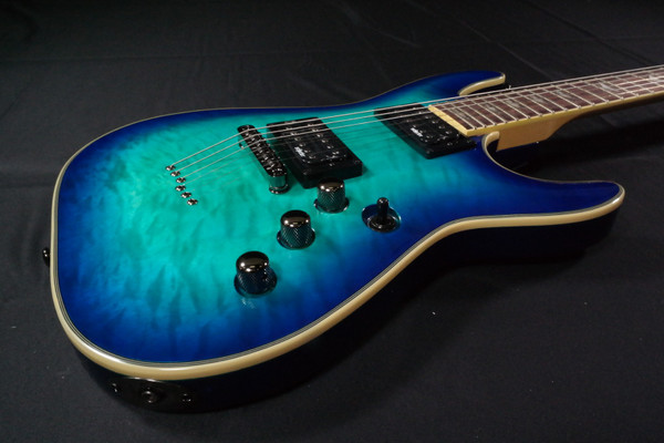 Schecter Guitar Research 2015 Omen Extreme-6 Electric Guitar Ocean Blue Burst - 407