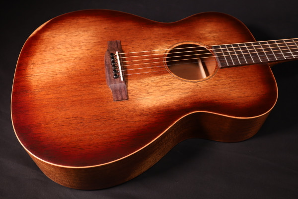 Martin 000-15M StreetMaster Acoustic Guitar - Mahogany Burst 631