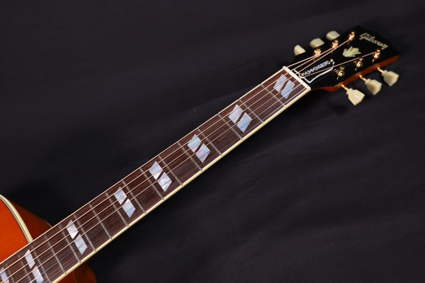 Gibson Hummingbird Original Square Shoulder Dreadnought Heritage Cherry ...