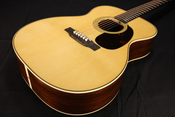 Martin Custom Shop 000-28 Inspired with Wild Grain East Indian Rosewood - Natural with Custom Shop Case 759