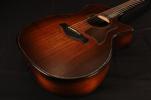 Taylor Builders Edition K24ce V-Class Grand Auditorium Kona Burst USED 021