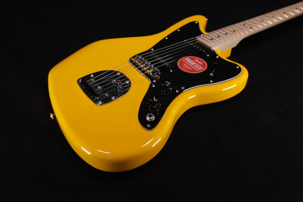 Fender FSR Affinity Jaguar Maple Fingerboard Black Pickguard - Grafitti Yellow 859