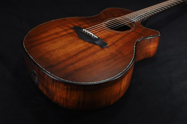 MINT Taylor K24ce Builder's Edition Grand Auditorium ALL KOA with Case USED MINT Taylor K24ce Builder's Edition Grand Auditorium ALL KOA with Case USED