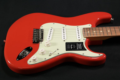 Fender Limited Edition Player Stratocaster Pau Ferro Fingerboard