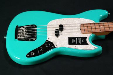 Fender Vintera '60s Mustang Bass - Pau Ferro Fingerboard - Sea
