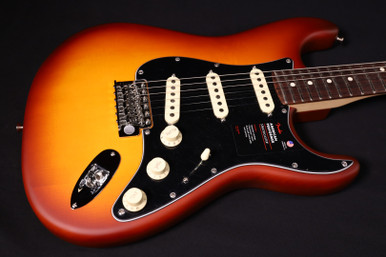Fender American Performer Limited Spruce Stratocaster Timber