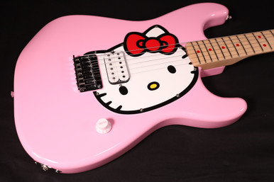 Fender Limited Edition Hello Kitty Stratocaster Maple