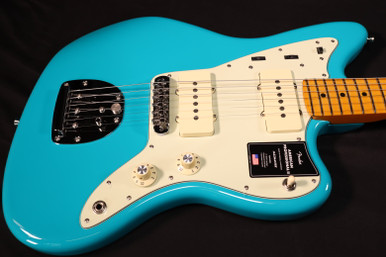 Fender American Professional II Jazzmaster Maple Fingerboard Miami