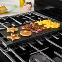Whirlpool® 30-inch Gas Range with Air Fry and Air Baking, Self Cleaning, Rapid Preheat 5.0 CuFt Capacity WFGS5030RB