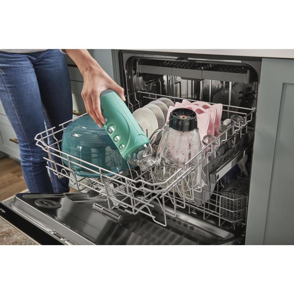 Whirlpool® 24” Stainless Steel Dishwasher with AI Intelligent Wash System - 47 dBA WDT750SAKZ