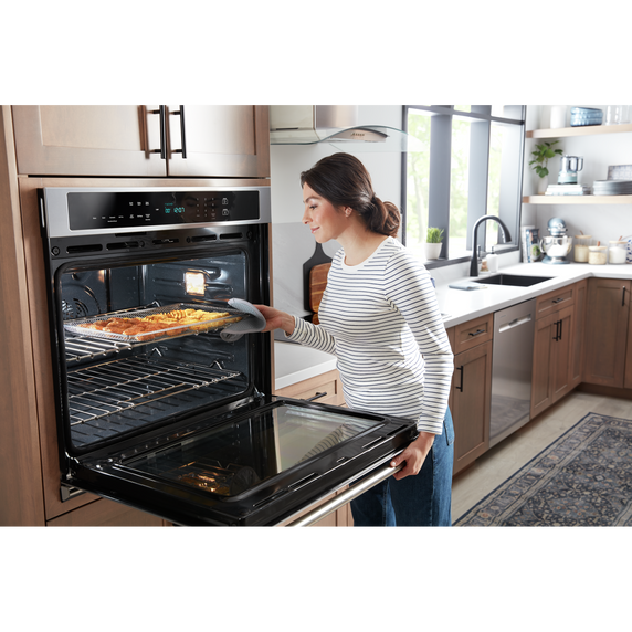 Maytag® 27-inch Single Wall Oven with Air Fry and Basket - 4.3 cu. ft. MOES6027LZ