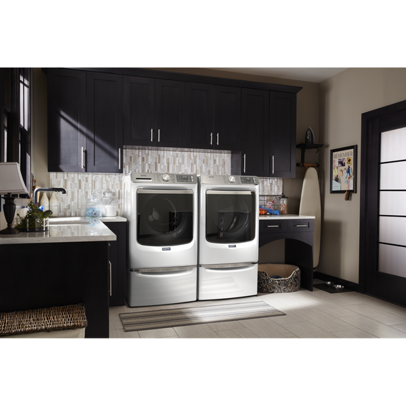 Maytag® Smart Front Load Washer with Extra Power and 24-Hr Fresh Hold® option - 5.8 cu. ft. MHW8630HW