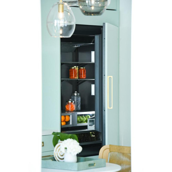 Jenn-Air® 36” Fully Integrated Built-In Bottom-Freezer Refrigerator (Right-Hand Door Swing) JB36NXFXRE