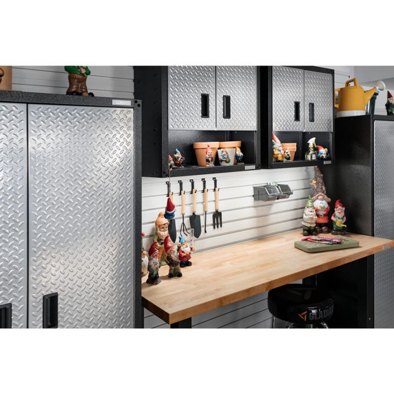Gladiator® 6' (182.9 cm) Wide Adjustable Height Hardwood Workbench GAWB06HWEG