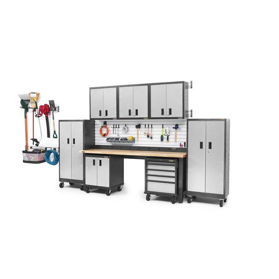 Gladiator® 6' (182.9 cm) Wide 9-Outlet Workbench Powerstrip GAAC68PSDG Gladiator® 6' (182.9 cm) Wide 9-Outlet Workbench Powerstrip GAAC68PSDG