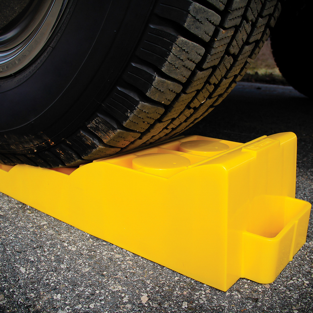 Tri Leveler Camco RV Tri-Leveler, Yellow 44573 - Camco Dealer