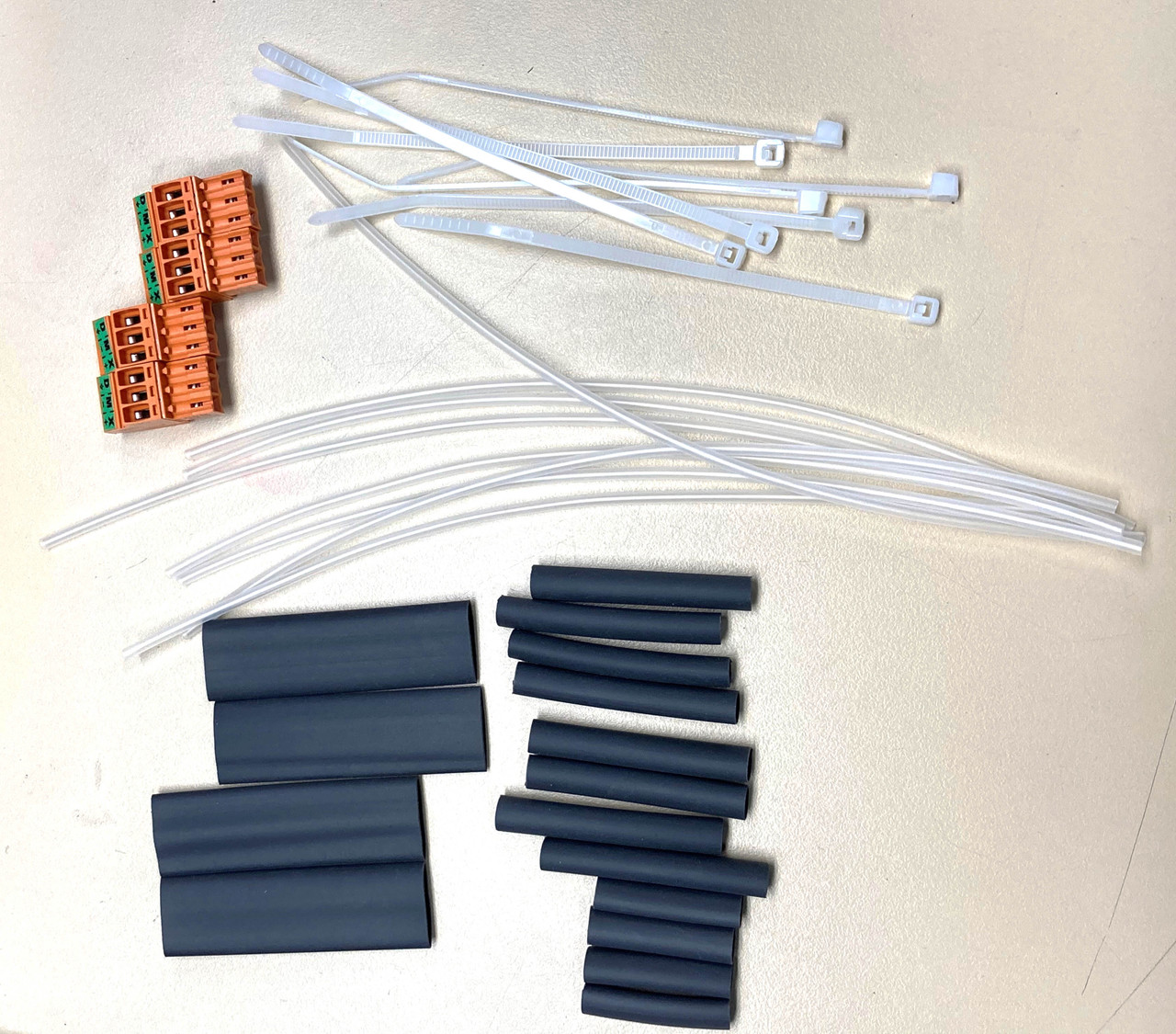 4 PORT DMX 3 POSITION SCREW TERM KIT - ETC, Inc. - US
