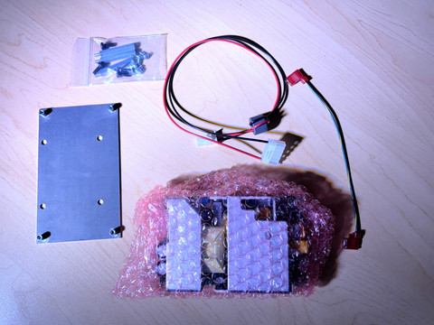 イ・ドンウク　フォト　４点 S4 LED Series 1 and 2 Power Supply Kit - ETC, Inc. - US