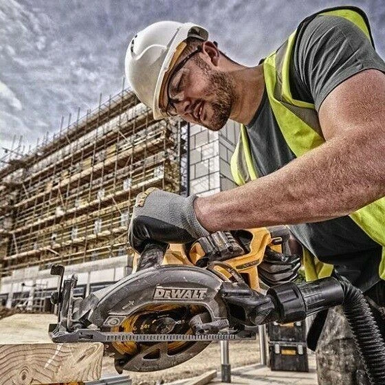 DEWALT DCS577T2 FlexVolt XR High Torque Circular Saw 18/54V 2 x 6.0/2.0AH Li-ion