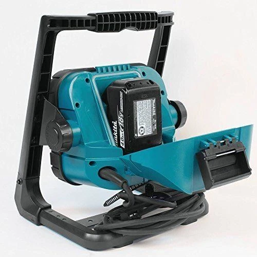 Makita DML805/1 18v LXT Li-Ion LED Worklight 110v