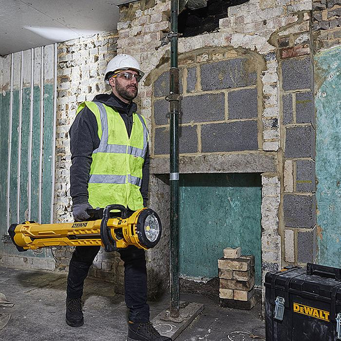 DeWalt XR 18v Tripod Work Light Lamp LED DCL079 - Body Only