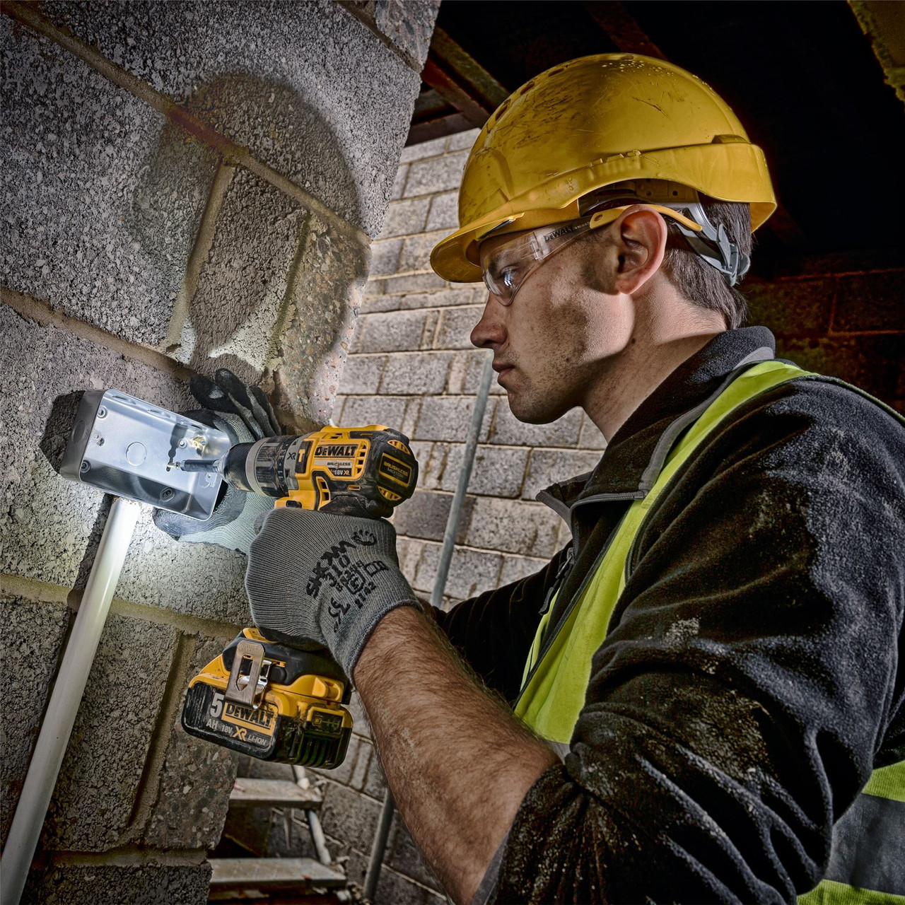 Dewalt DCD796N Combi Drill 18 Volt XR Brushless Compact Lithium-Ion - Body Only