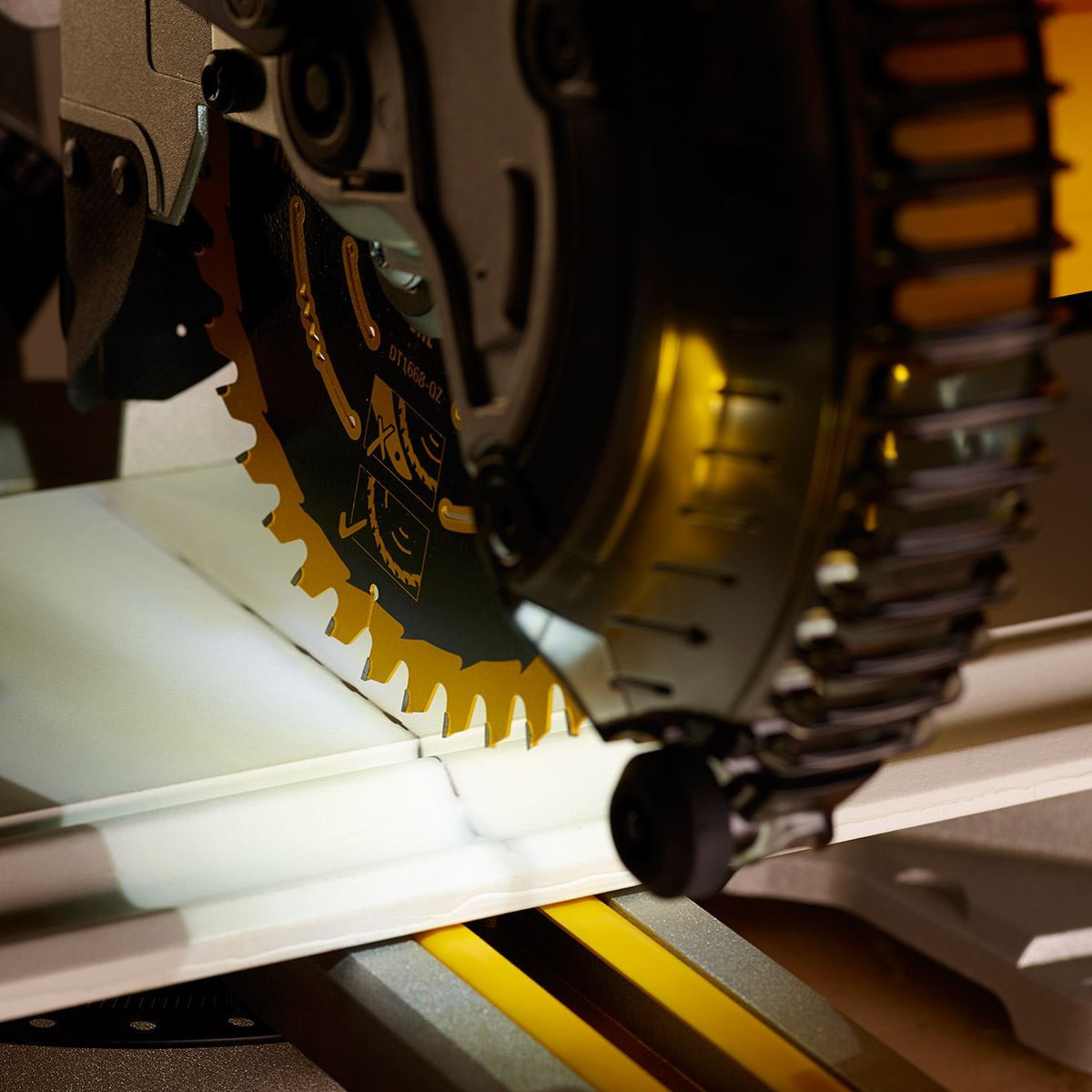 Dewalt DCS365P2 Mitre Saw 18V Cordless 184mm (2 x 5Ah Batteries)