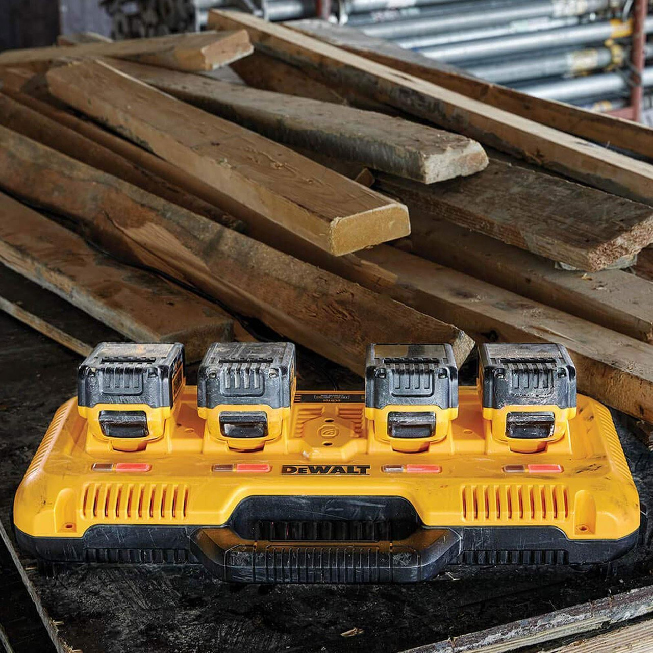 DeWalt DCB104 18v 54v Flexvolt XR Cordless Four Port Li-ion Fast Battery Charger 240v