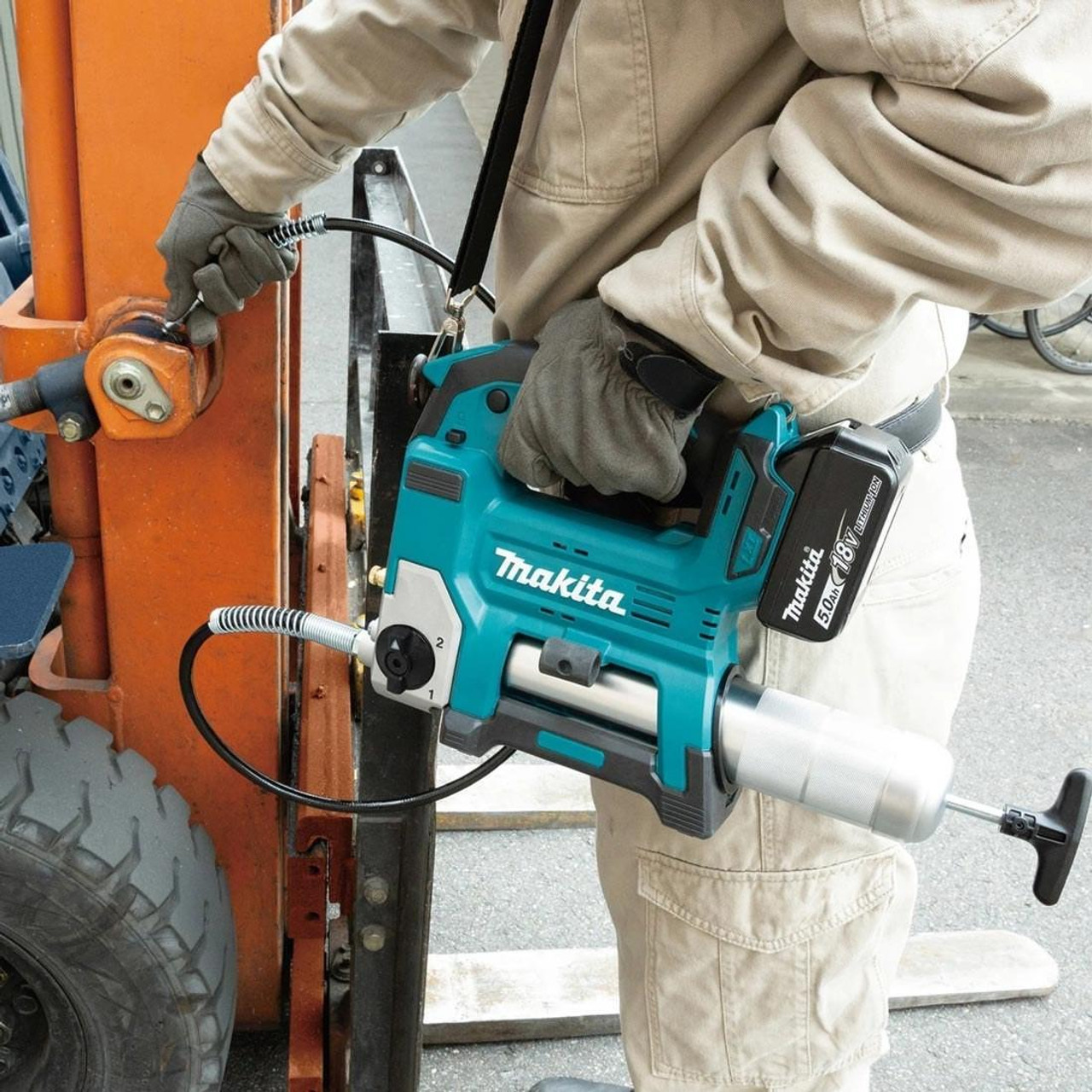 Makita DGP180Z 18v LXT Cordless Grease Gun - Body Only