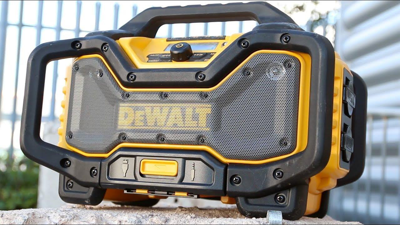 DeWalt DCR029 Compact Bluetooth® Radio 240V & Li-ion Bare Unit