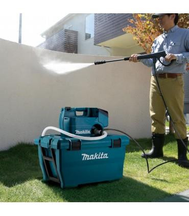 Makita DHW080PT2 Twin 18V (36v) LXT Brushless High Pressure Washer with 2x5.0 Ah Batteries and Charger