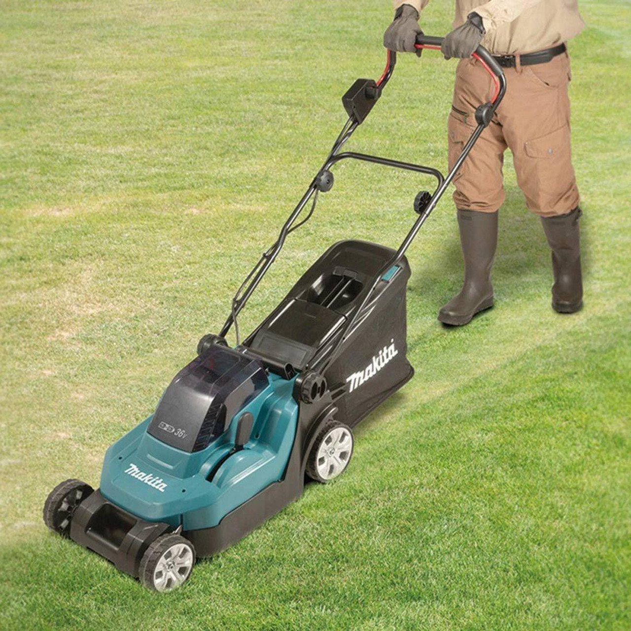 Makita Twin 18V (36V) LXT 38cm Cordless Lawn Mower with 2 x 5Ah Batteries DLM382CT2
