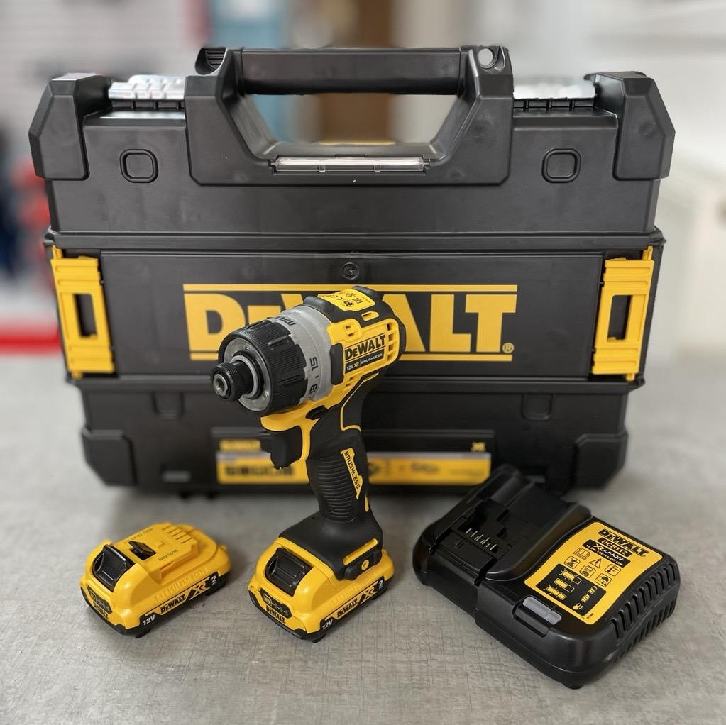 DeWalt 12V XR Brushless Sub-Compact Screwdriver - 2 x 2Ah - DCF601D2-GB