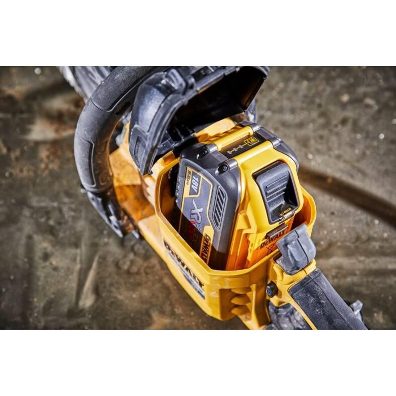DEWALT DCS691X2-GB 2x9Ah 54v XR Flexvolt 230mm Cut-Off Saw