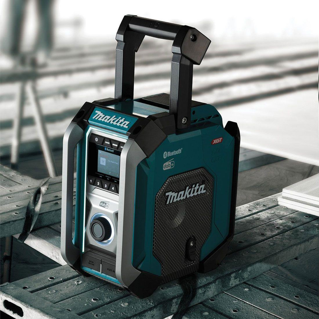 Makita MR007GZ 12v/14.4v/18v/40v Max XGT Bluetooth DAB/DAB+ Digital Job Site Radio - Body Only